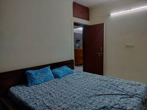 Bedroom in 2.5 BHK Apartment at Sarita Vihar – for Rent