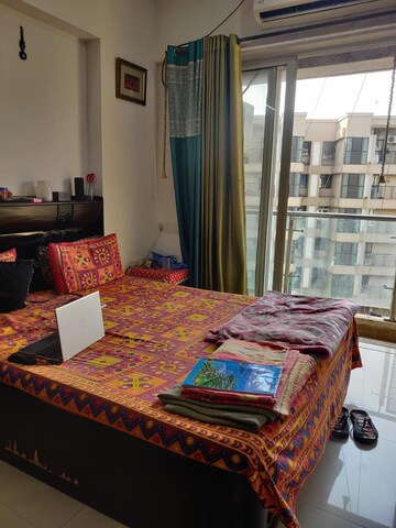 Bedroom in 2 BHK Apartment at Kohinoor City Phase I, Kurla – for Rent