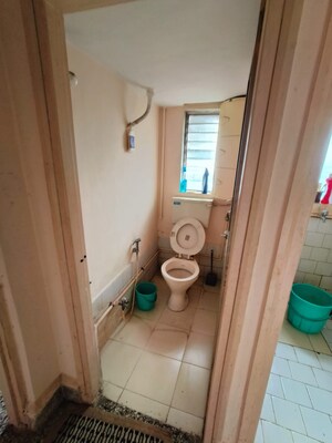 Bathroom in 1 RK Apartment at Rajesh Park View, Santacruz East – for Rent
