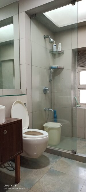 Master Bedroom in 3 BHK Apartment at Amrit Apartments, Khar West – for Rent