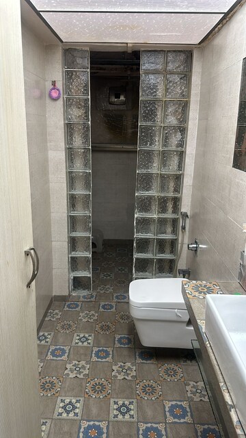 Bathroom in 3 BHK Apartment at Lalani Fairmont, Khar West – for Rent