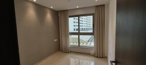 Room in 2 BHK Apartment at Hiranandani Highland, Powai – for Rent
