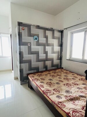 Bedroom in 2 BHK Builder Floor at Kondapur – for Rent