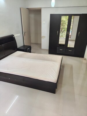 Bedroom in 3 BHK Apartment at Radius Residency and Anand Bhuvan, Santacruz West – for Rent
