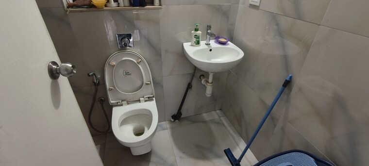 Bathroom, runwal-bliss 1.5 Bedroom 537 Sq.Ft. Apartment In Kanjurmarg East Mumbai 9229528