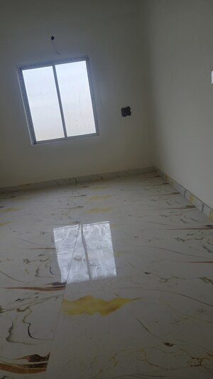 Room in 2 BHK Apartment at City Centre, Salt Lake City – for Sale