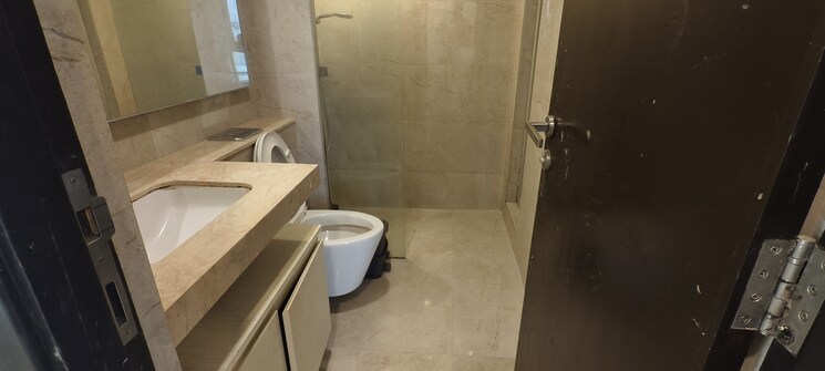 Bathroom, hiranandani-atlantis 2 Bedroom 771 Sq.Ft. Apartment In Powai Mumbai 9229552