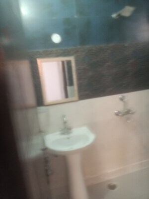 Furnished Amenities in 2 BHK Builder Floor at Vasant Kunj – for Rent