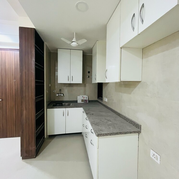 Kitchen, chattarpur 3 Bedroom 120 Sq.Yd. Builder Floor In Chattarpur Delhi 9229583