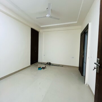 Room in 3 BHK Builder Floor at Chattarpur – for Sale