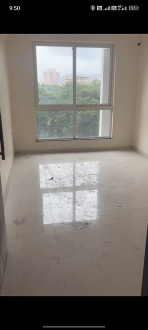 6 BHK Apartment For Rent in Sheth Zuri, Laxmi Nagar