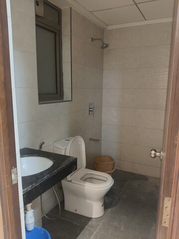 Bathroom in 6 BHK Apartment at Sheth Zuri, Laxmi Nagar – for Rent