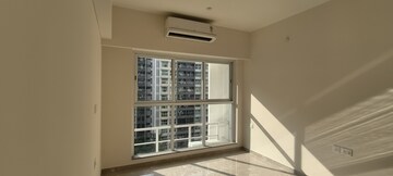 Room in 1 BHK Apartment at LnT Veridian, Powai – for Rent