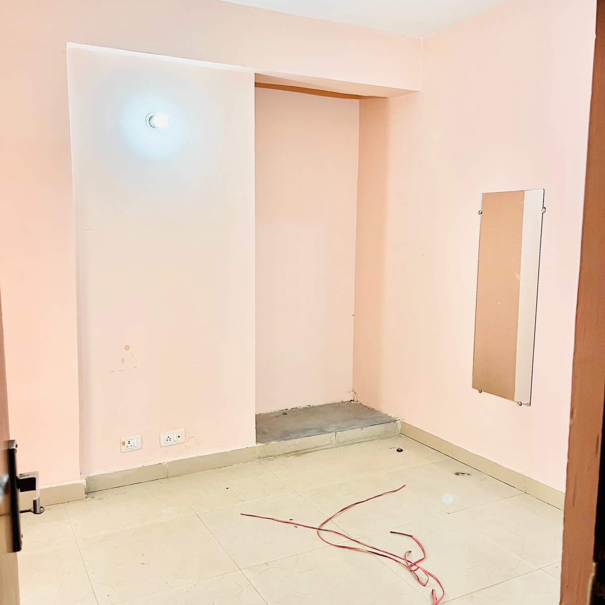 2 BHK Apartment For Rent in Supertech Ecovillage I