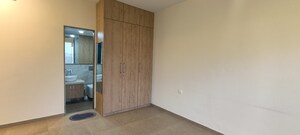 Room in 1 BHK Apartment at Kanakia Silicon Valley, Powai – for Rent