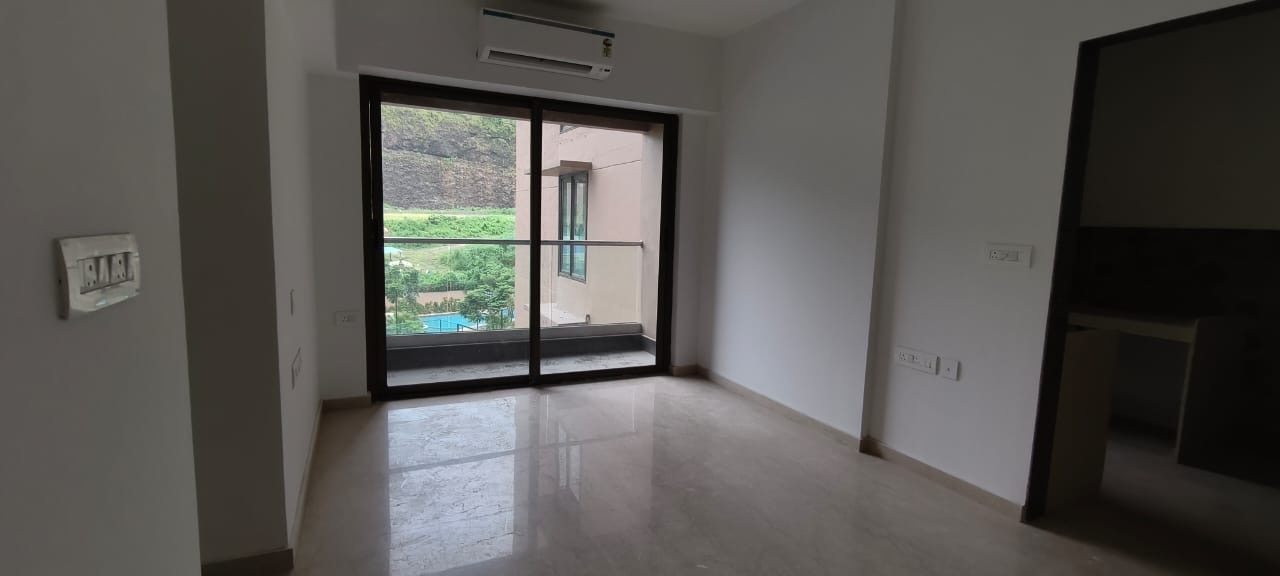 2 BHK Apartment For Rent in Kanakia Silicon Valley