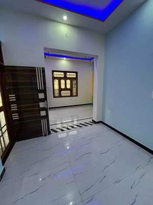 Room in 3 BHK Independent House at Sector 55 – for Rent