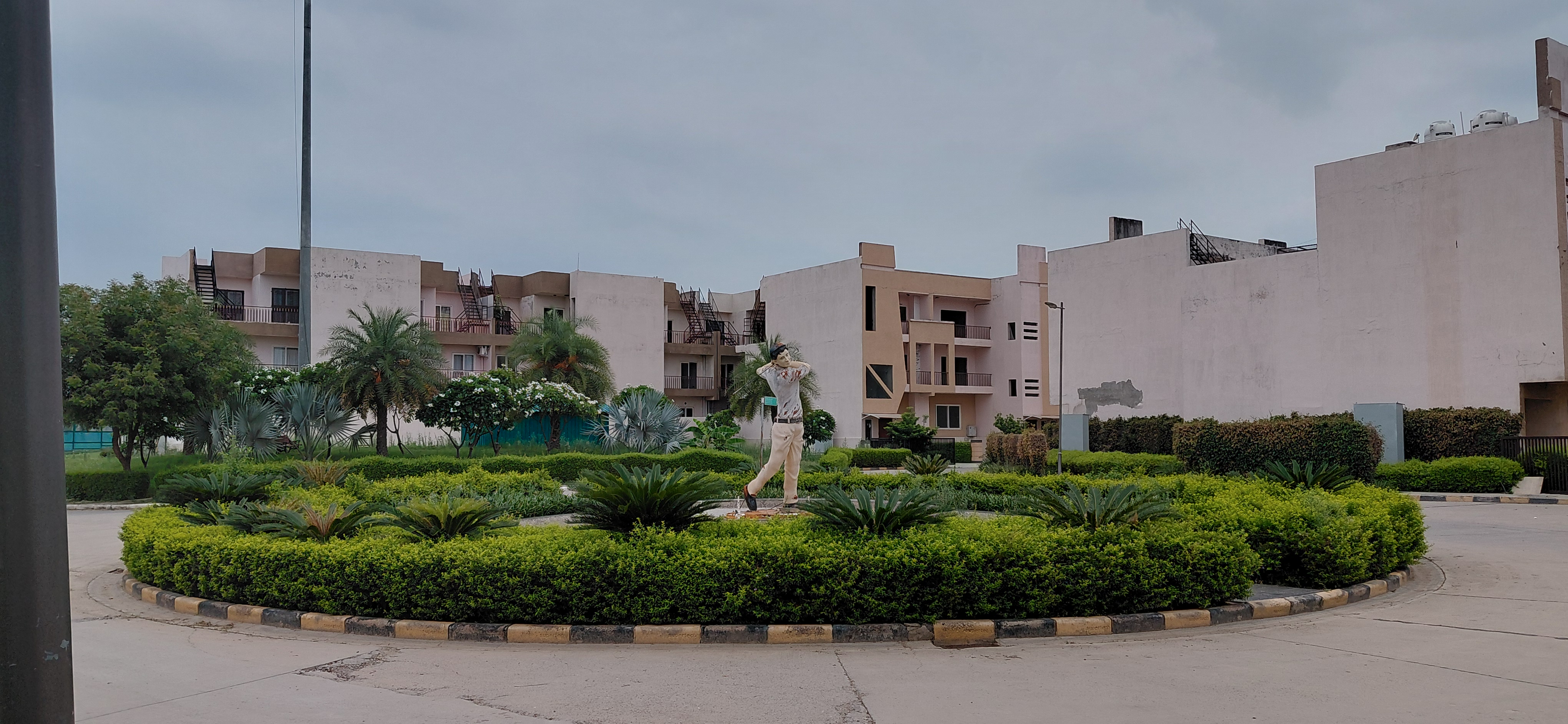 Plot For Sale in Supertech Golf Country Plots