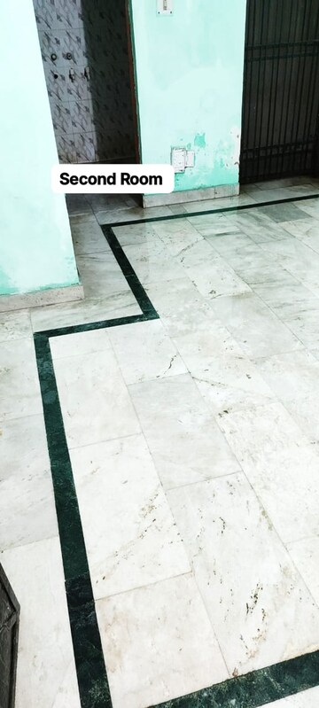 Room in 2 BHK Independent House at Vikas Nagar – for Rent