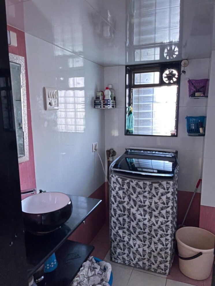 Attached Bathroom, akshar-bhuvan-mandapeshwar 3 Bedroom 1150 Sq.Ft. Apartment In Mandapeshwar Mumbai 9229714