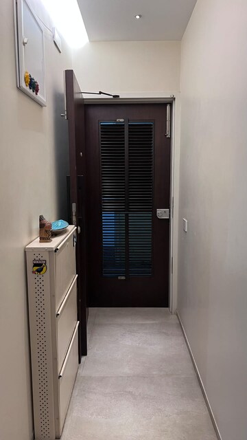  1.5 BHK Apartment at Lady Ratan Tower, Worli – for Sale