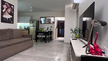 Living Room in 1.5 BHK Apartment at Lady Ratan Tower, Worli – for Sale