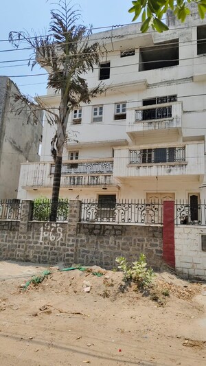 6+ BHK Independent House For Sale in Sector 40