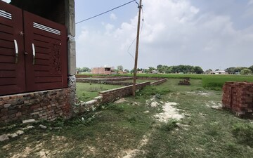 Plot For Sale in Jhusi