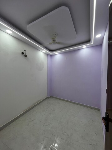 Bedroom in 2 BHK Builder Floor at Govindpuri – for Rent