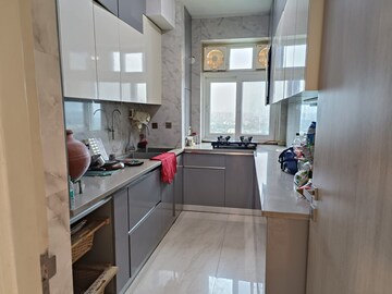 Kitchen in 4 BHK Apartment at Silverglades The Ivy, Sector 28 – for Sale