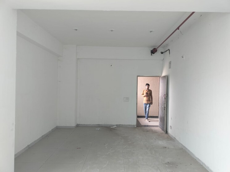 Room, ellisbridge Commercial Office Space 784 Sq.Ft. In Ellisbridge Ahmedabad 9229909