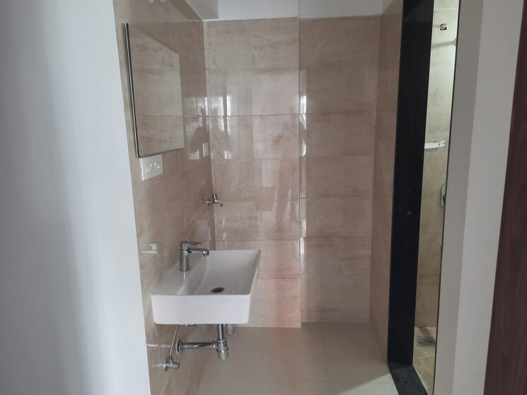 Bathroom, amit-ved-vihar-phase-2 3 Bedroom 1525 Sq.Ft. Apartment In Kothrud Pune 9229907