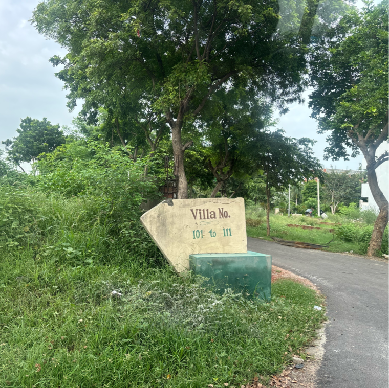 Garden, zestha-bhagirath-vihar-residency  200 Sq.Yd. Plot In Murshadpur Greater Noida 9229932