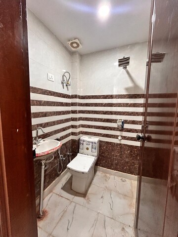 Bathroom in 2 BHK Builder Floor at Govindpuri – for Rent