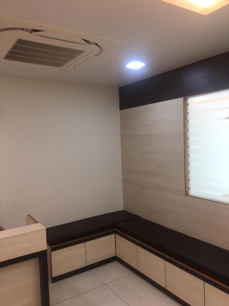 Common Area, vastrapur Commercial Office Space 756 Sq.Ft. In Vastrapur Ahmedabad 9229966