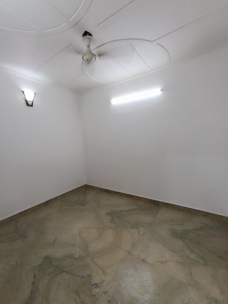 Room, govindpuri 2 Bedroom 540 Sq.Ft. Builder Floor In Govindpuri Delhi 9230062