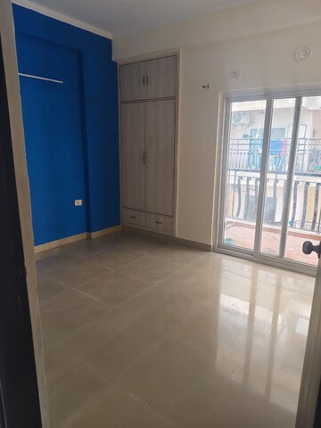 2 BHK Apartment For Rent in Supertech Cape Town, Sector 74