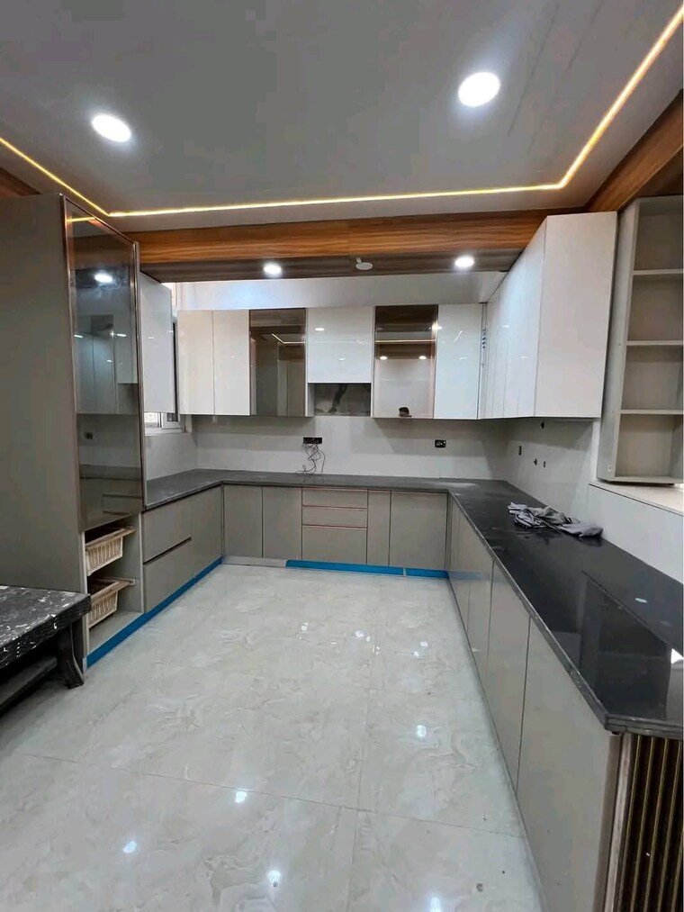 Kitchen, ip extension 3 Bedroom 1600 Sq.Ft. Apartment In Ip Extension Delhi 9230057