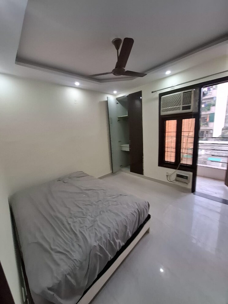 Bedroom, mahavir enclave 3 Bedroom 900 Sq.Ft. Builder Floor In Mahavir Enclave Delhi 9230056