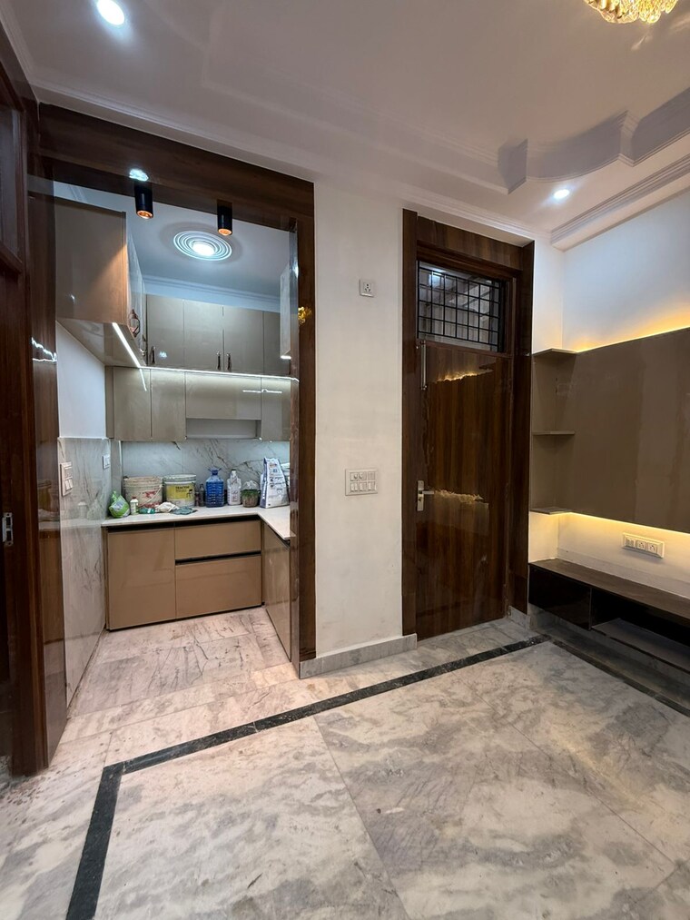 Kitchen, priyadarshini vihar 3 Bedroom 1784 Sq.Ft. Builder Floor In Priyadarshini Vihar Delhi 9230106