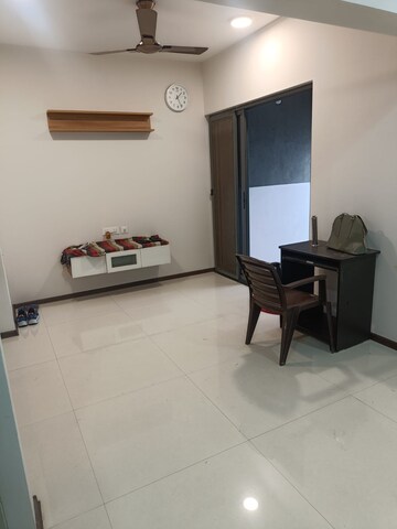 Master Bedroom in 2 BHK Apartment at Malpani Vivanta, Balewadi – for Rent