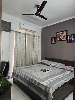 3 BHK Apartment For Sale in Emenox La Solara