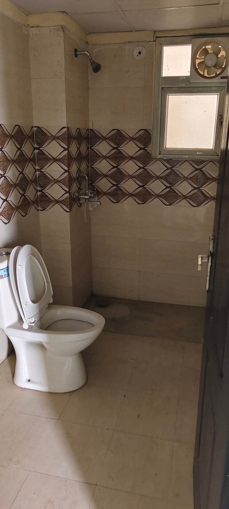 Bathroom, ip extension 3 Bedroom 1250 Sq.Ft. Apartment In Ip Extension Delhi 9230149