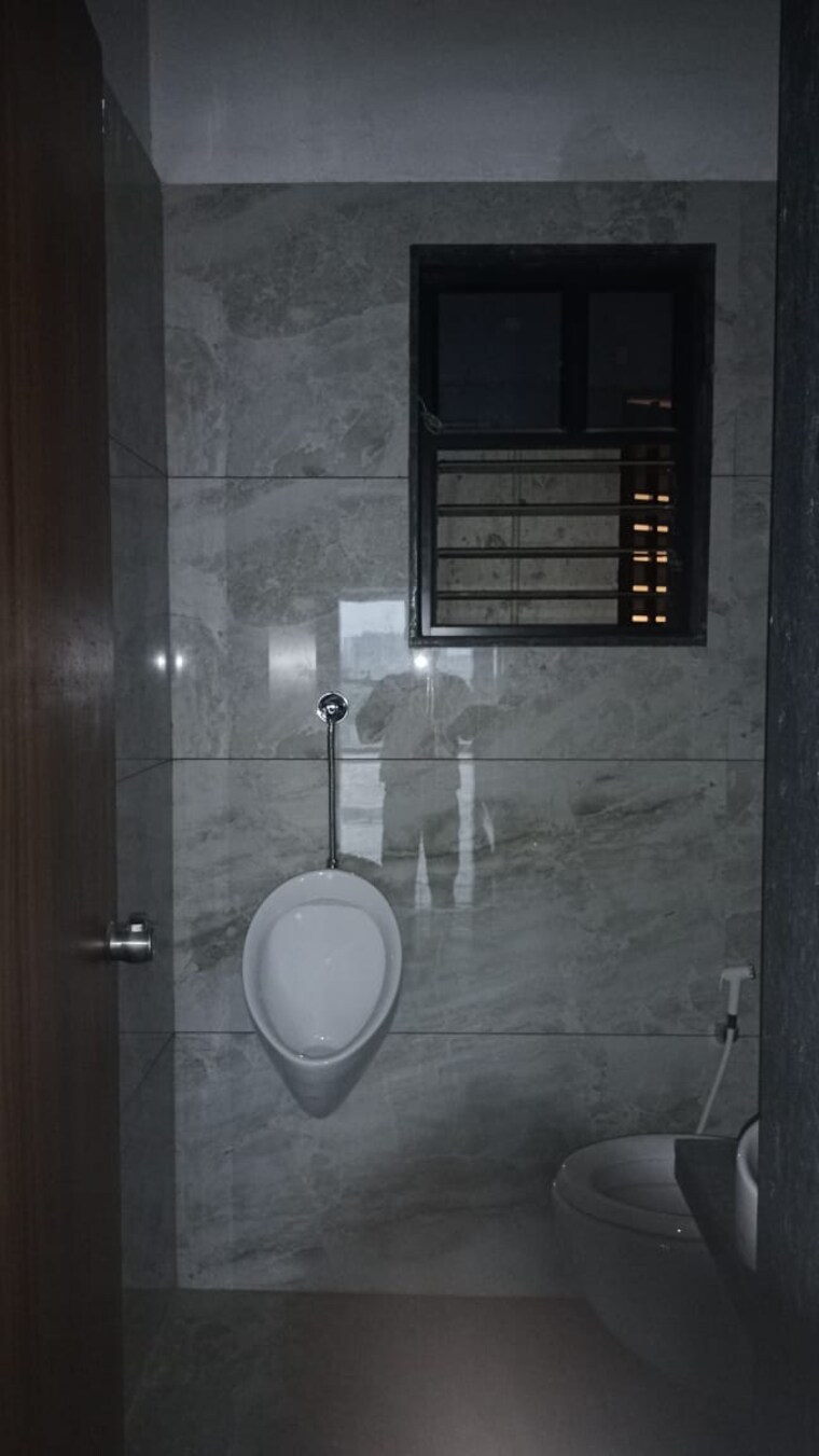 Bathroom, gota Commercial Office Space 1110 Sq.Ft. In Gota Ahmedabad 9230121