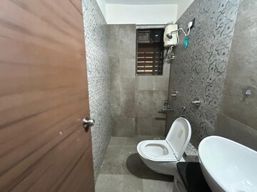 Attached Bathroom in 2 BHK Apartment at DB Parkwoods, Kasarvadavali – for Rent