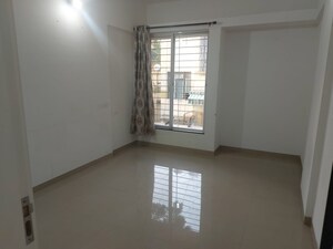 Bedroom in 3 BHK Apartment at Kumar Parisar, Kothrud – for Rent
