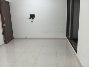 1 BHK Apartment For Rent in Runwal Eirene, Balkum Pada