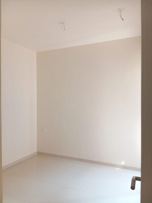 Room in 2 BHK Apartment at Godrej Green Cove, Mahalunge – for Rent