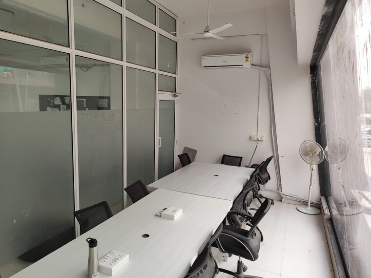 Team Area, gota Commercial Office Space 3000 Sq.Ft. In Gota Ahmedabad 9230263