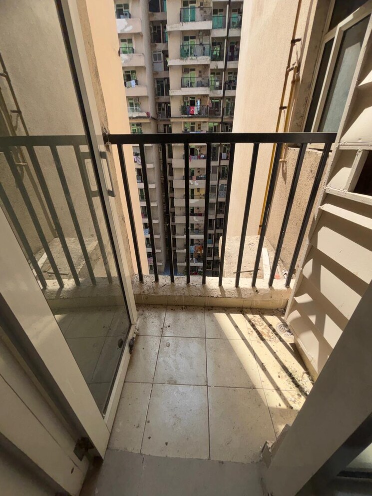Balcony, gaur-city-2-16th-avenue 2 Bedroom 1010 Sq.Ft. Apartment In Sector 16c Greater Noida Greater Noida 9230340